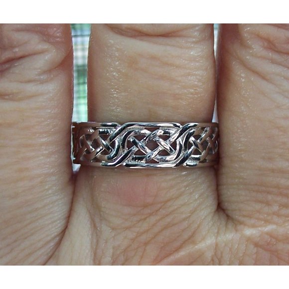 925 STERLING SILVER Celtic Irish Endless Knot Band Ring - Picture 9 of 15
